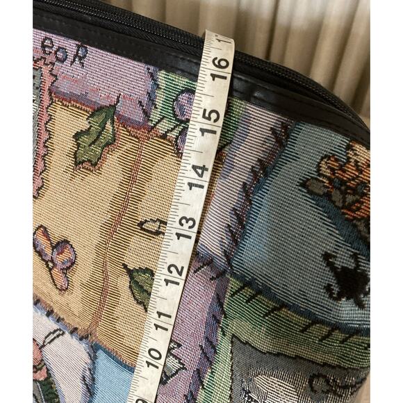 Disney Winnie the Pooh Tapestry Duffel Bag XXL Vtg Weekender Carry-on Travel Bag - Picture 5 of 11